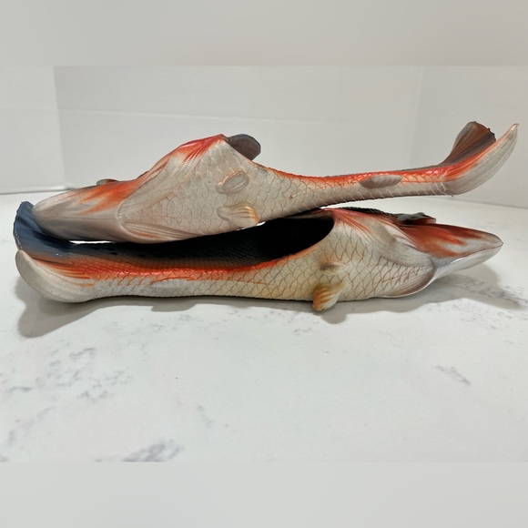 Men's Fish-Shaped Sandals - Red and Blue - Picture 3 of 7